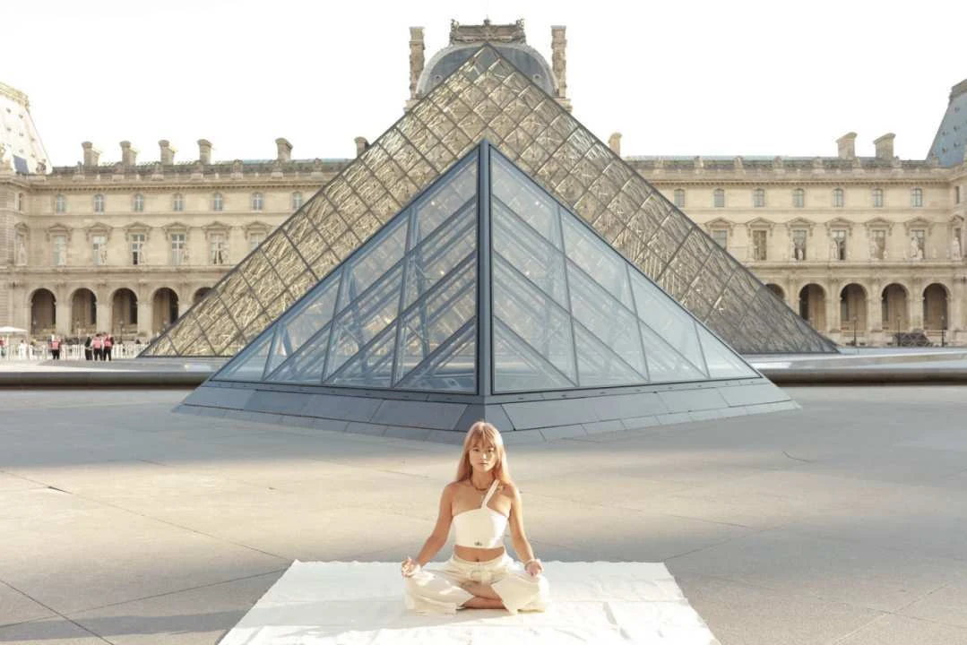 Healing in Paris · European Philatelic Association · La Poste